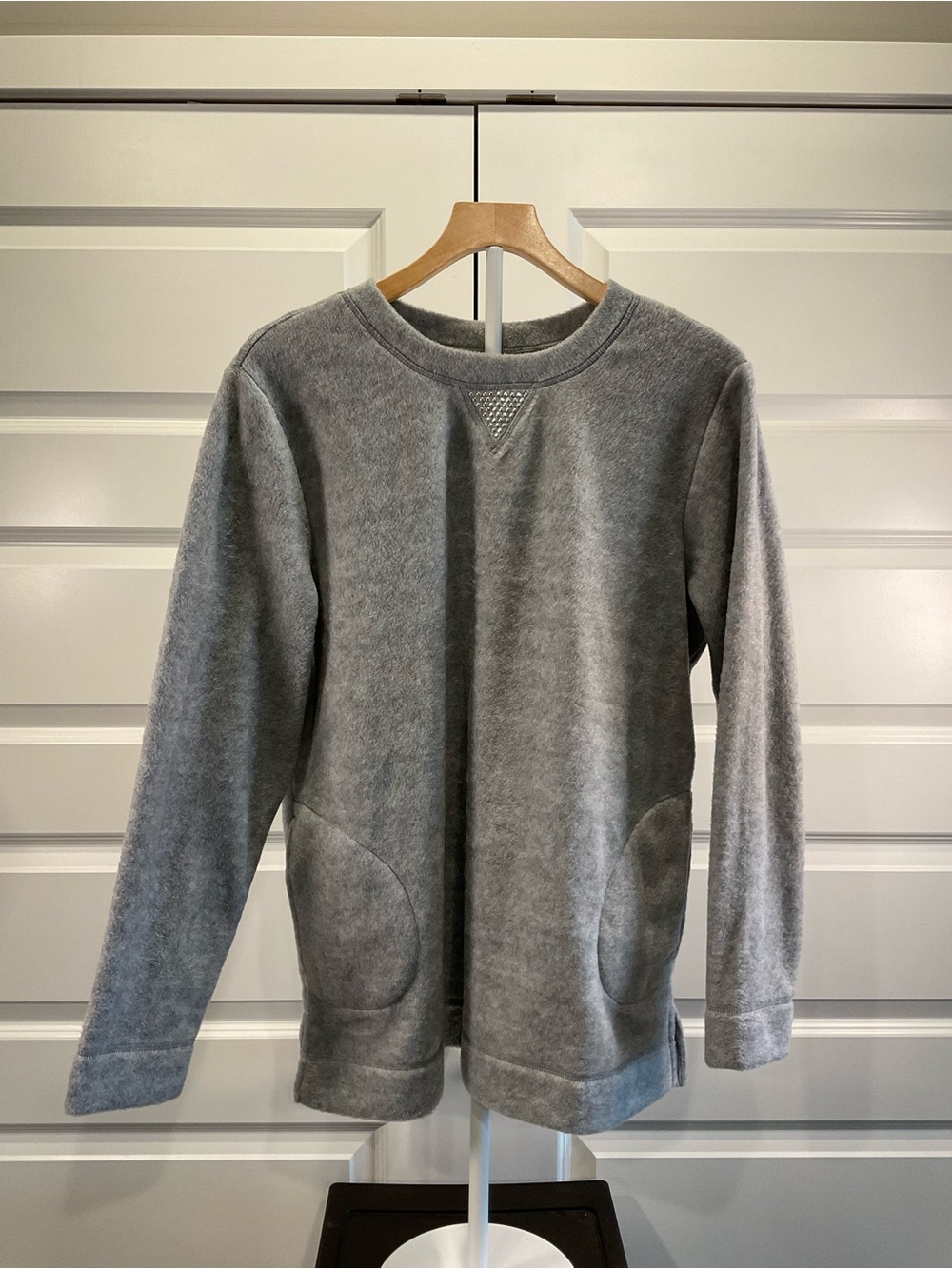 Quacker Factory Grey Men's Crewneck Sweater